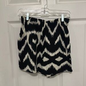 Black and White Patterned Women's Shorts
